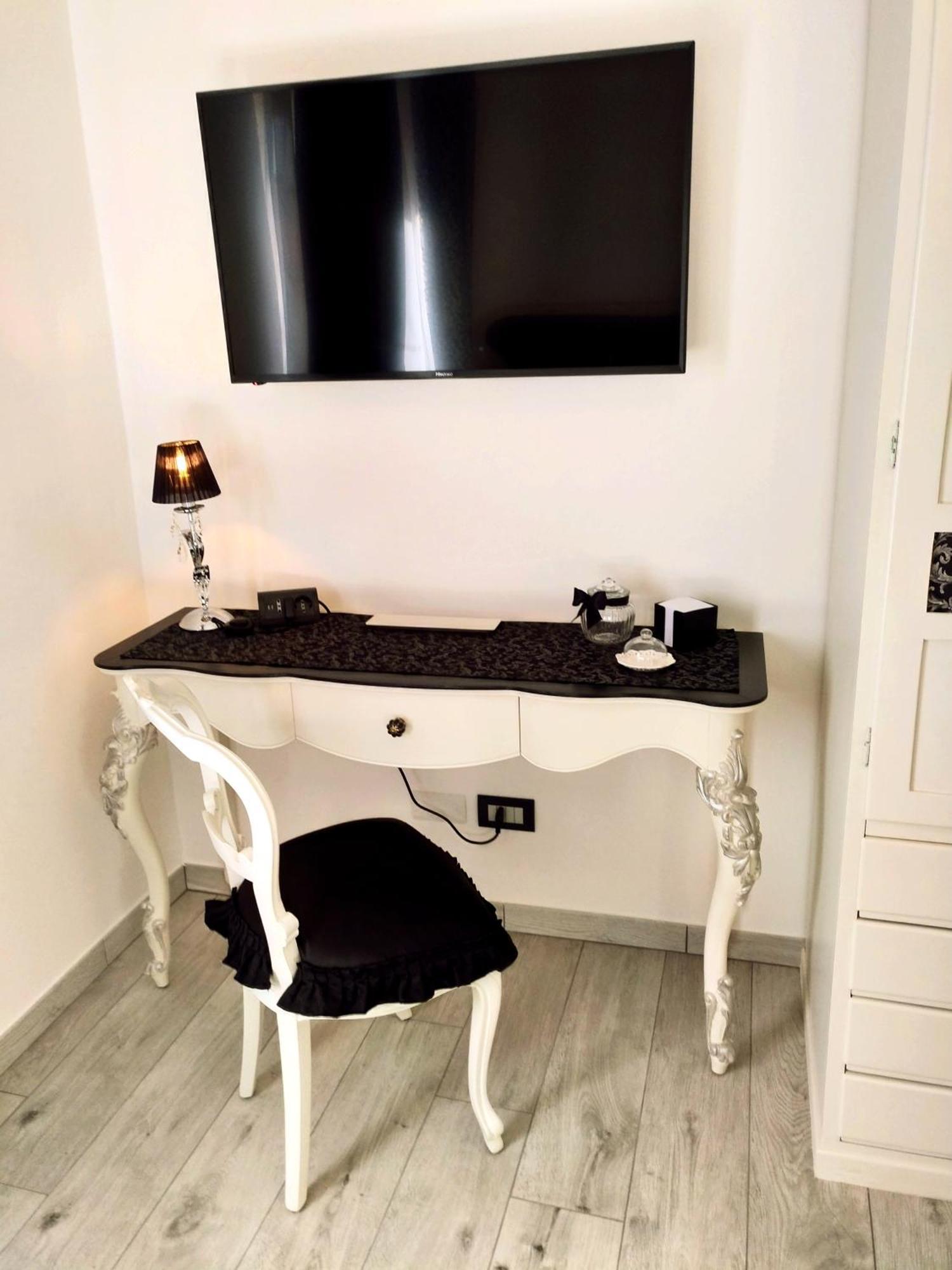 Alloggio Turistico Giulietta E Romeo - Intero Appartamento - Villafranca Di Verona, Zimmer, Holiday Rooms Εξωτερικό φωτογραφία