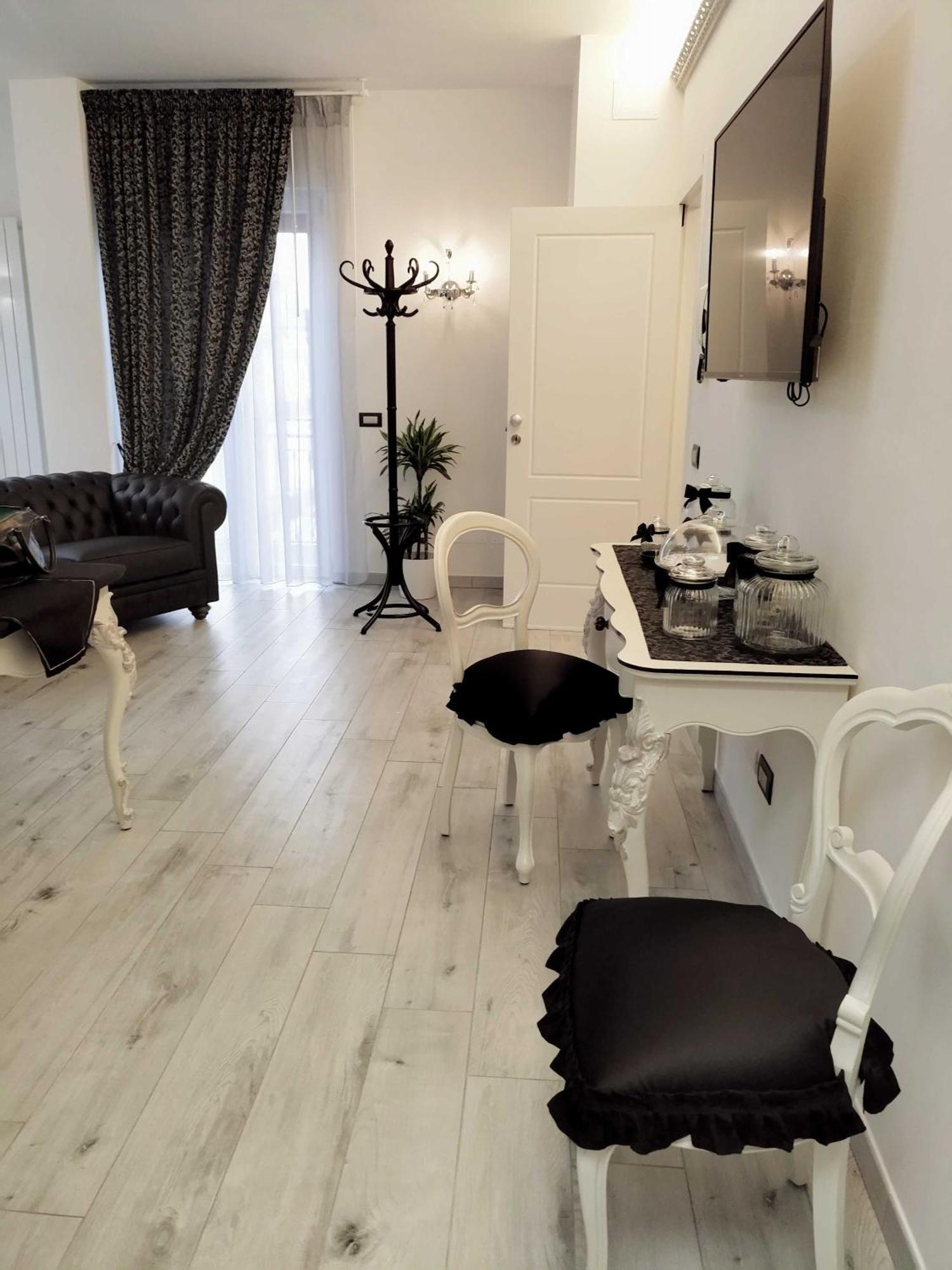 Alloggio Turistico Giulietta E Romeo - Intero Appartamento - Villafranca Di Verona, Zimmer, Holiday Rooms Εξωτερικό φωτογραφία